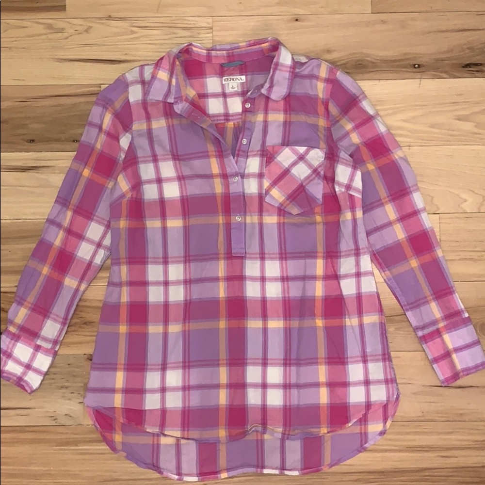 Women’s Quarter Button down